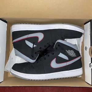 Jordan 1 mid black gray/ box included